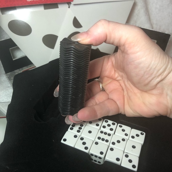 Yahtzee Free for All family dice game from Parker Brothers - Picture 8 of 10